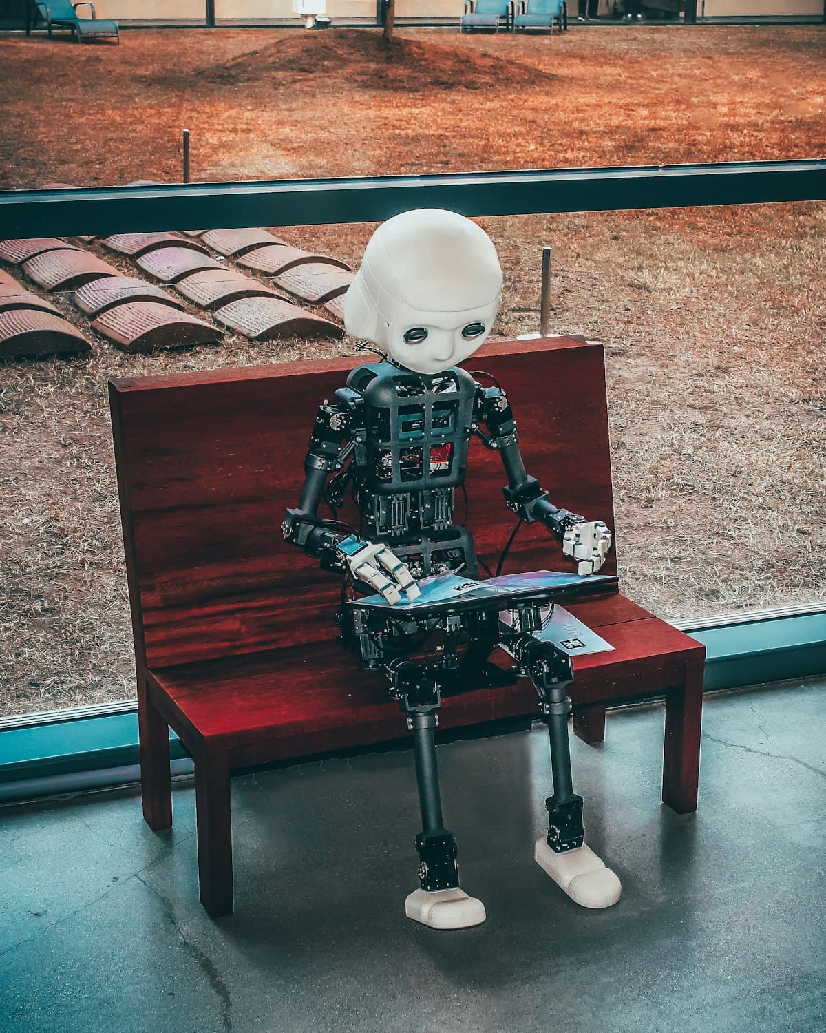 Advanced AI and Robotics - Realistic visualization of artificial intelligence and robotic systems